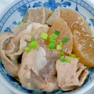 豚肉とこんにゃく煮